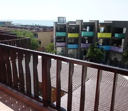 Private Apartament In Berlin / вила берлин Свети-Влас