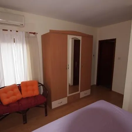 Private Apartament In Berlin / вила берлин * Свети-Влас